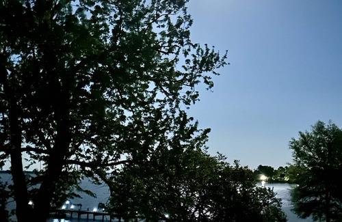 Tappahannock House | RATES REDUCED for winter season. Book your getaway at The River!