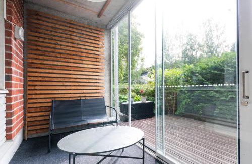 Jyvaskyla Apartment | Rauhallinen huoneisto, pysäköinti, sauna, oma piha