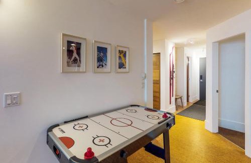 Big White Ski Resort Apartment | Raven 104