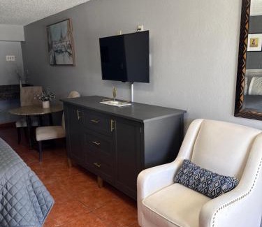 Mesa Hotel | Rawls Motel
