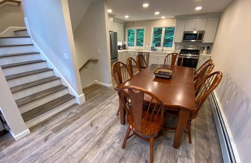 Bretton Woods House | RB24 Ski-in/out Bretton Woods townhome on '2-mile home' trail, gorgeous views, AC, Dog Friendly!