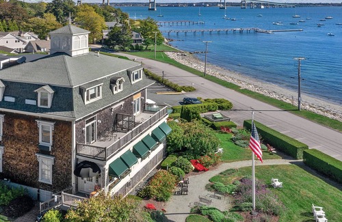 Jamestown Condo | RCI #1425 W/Bay Voyage 1BR #2