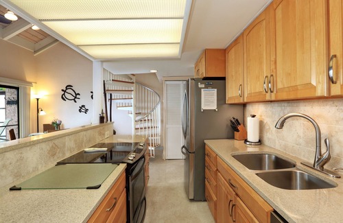 Honokowai Condo | Read Our Reviews and See Why Our Guests Love to Stay with Us.