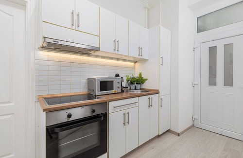 Erzsebetvaros Apartment | Real Apartments Kertész II.