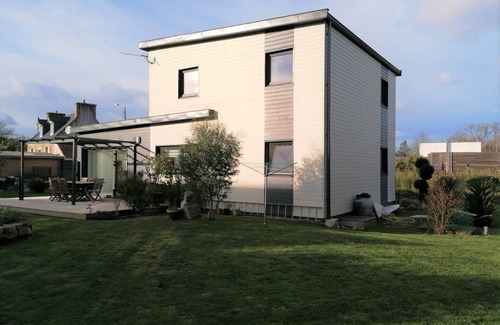 Trebeurden House | Recent wooden villa with garden, WIFI 800m from the center of TREBEURDEN