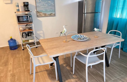 Los Melones Apartment | recently renovated 2 Bedroom Apt, on the 2nd floor with free parking