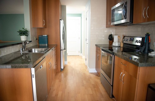 Esperance Condo | Recently Updated 2BD Condo in Edmonds WA - Great Location!