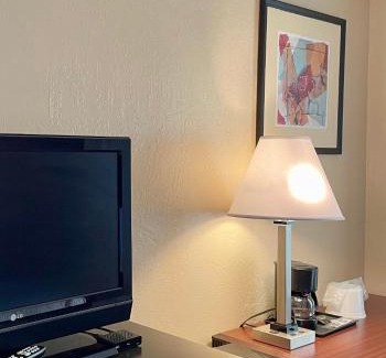 Red Bluff Hotel | Red Bluff Inn