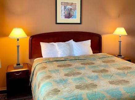 Red Bluff Hotel | Red Bluff Inn