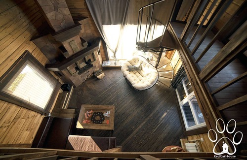 Ostroshitsy Other | Red Cat H. is perfect for holidays in the nature near Minsk & skiing in Silichi.