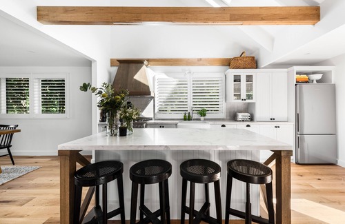 Red Hill South House | Red Hill South Luxe House Sleeps 8-11, 5 min to Wineries, beaches, nature trails
