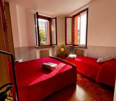 Udine Apartment | Red Oasis In Center Of Udine
