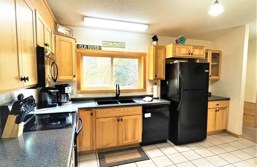 Phillips Condo | Red Pines - Elk Lake Condo #4 | 2 Bed, 1 Bath