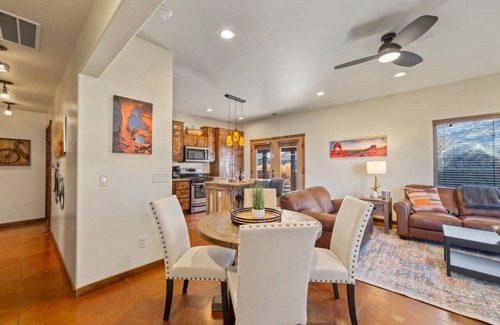 Moab South Valley Apartment | Red Rock Oasis I Large Patio I Pool & Hot Tub I Views