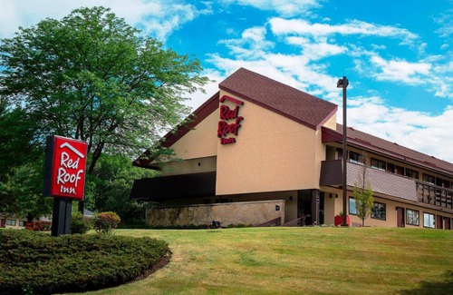 Southborough Hotel | Red Roof Inn Boston - Southborough/Worcester