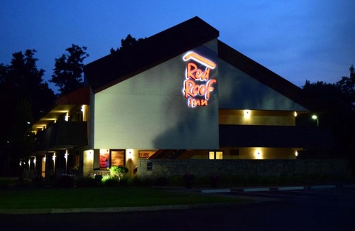 Bowmansville Hotel | Red Roof Inn Buffalo - Niagara Airport