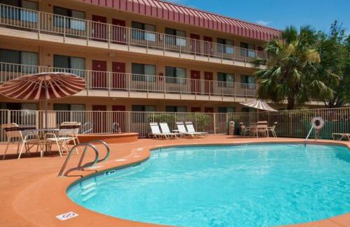 South Side Hotel | Red Roof Inn Corpus Christi South
