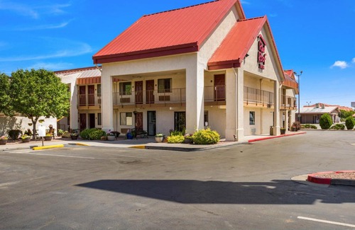 Allison Hotel | Red Roof Inn Gallup