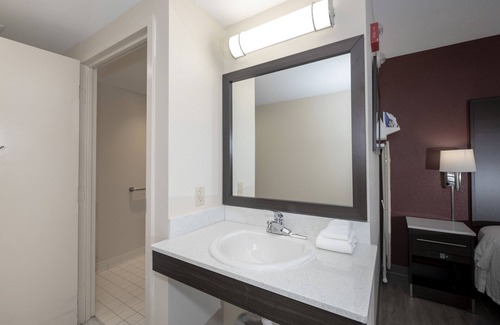 Leesburg Hotel | Red Roof Inn Leesburg, VA