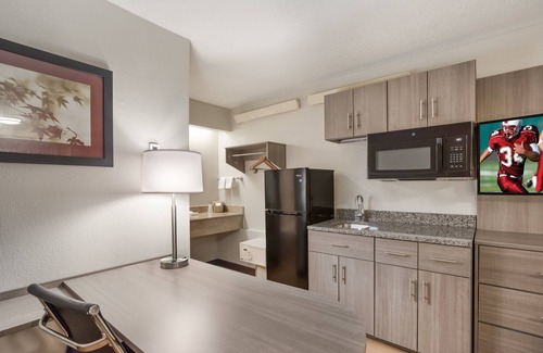 Trevose Hotel | Red Roof Inn Philadelphia - Trevose