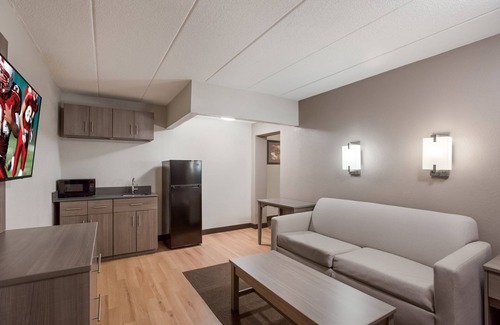 Trevose Hotel | Red Roof Inn Philadelphia - Trevose