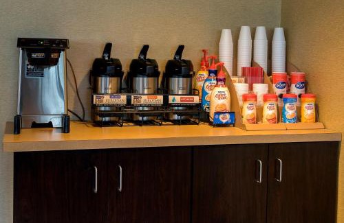 Thurston Hotel | Red Roof Inn PLUS+ Ann Arbor - U of Michigan North