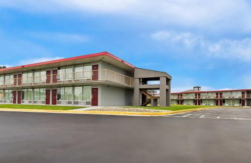 Cave City Hotel | Red Roof Inn & Suites Cave City
