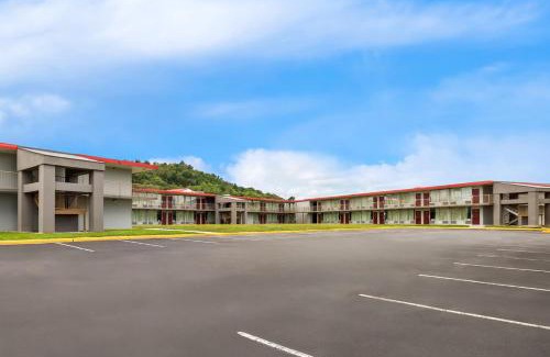 Cave City Hotel | Red Roof Inn & Suites Cave City