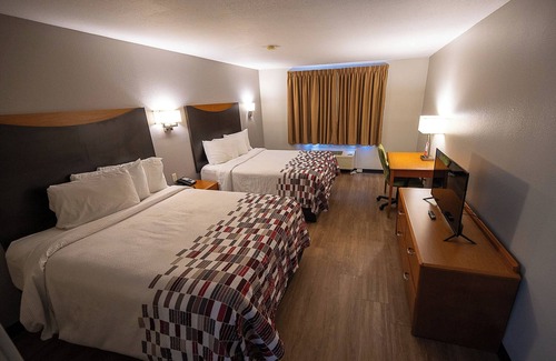 Danville Hotel | Red Roof Inn & Suites Danville, IL