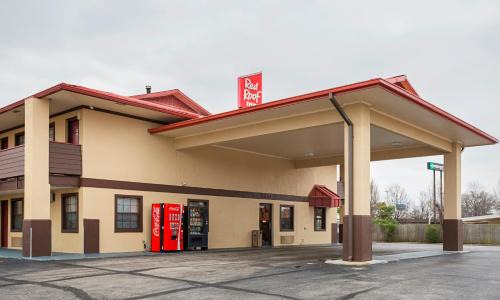 West Memphis Hotel | Red Roof Inn West Memphis, AR