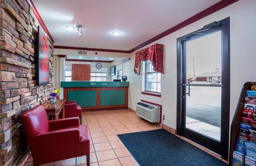 West Memphis Hotel | Red Roof Inn West Memphis, AR