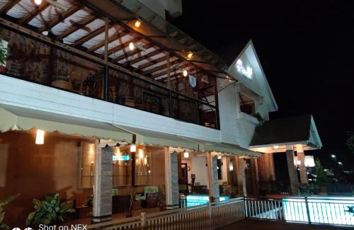 Kannan Devan Hills Resort | Red sparrow