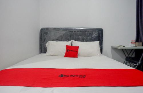 Baturaden Resort | RedDoorz At Jalan Raya Baturaden