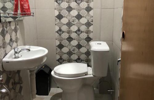 Medan Hotel | RedDoorz near CitraLand Gama City Medan