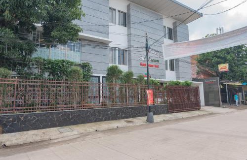 West Cirebon Hotel | RedDoorz Plus @ Cirebon City Center