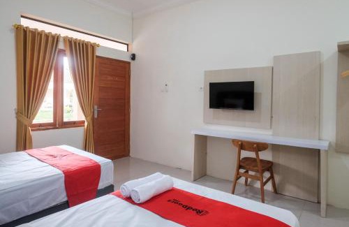 Java Hotel | RedDoorz Plus Syariah at Hotel Indonesia Kajen