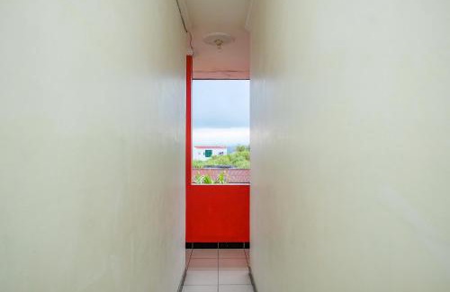 Kalianget Hotel | RedDoorz Syariah near Alun Alun Wonosobo 4