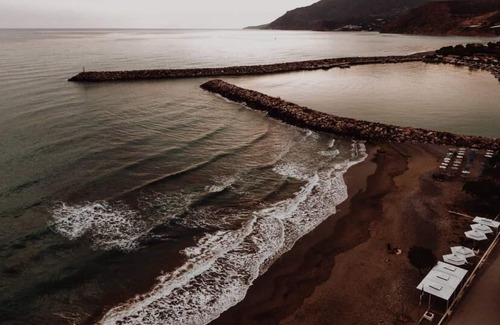 Kokinos Pirgos House | Redutopia in Kokkinos Pirgos