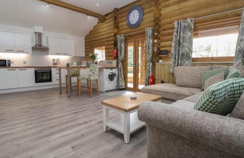 Welsh Frankton House | Redwood Lodge