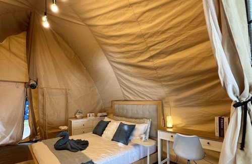 Kaputian Boat Rental | Reef Resort Unit C3