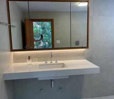 Itacoatiara House | Refúgio com vista mar e verde