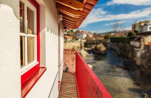 Guimaraes House | Refúgio House Natura Moinho de Água - Eco House