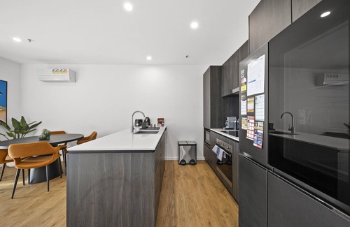 Belconnen Apartment | Refined 2-Bed With Luxurious Building Amenities