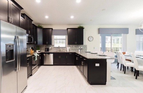 Davenport Resort | Refreshing 6 Bed Pool Home with Game Room Pool/Spa