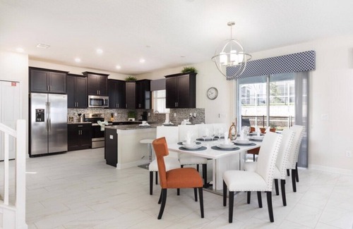 Davenport Resort | Refreshing 6 Bed Pool Home with Game Room Pool/Spa