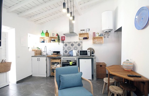 Reguengos de Monsaraz House | Refúgio do Alqueva. accommodation with jacuzzi