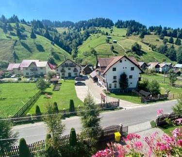 Moeciu de Sus House | Regina Munților B