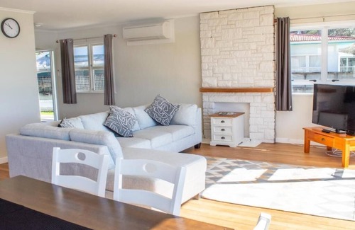 Paihia House | Rehutai Beach House