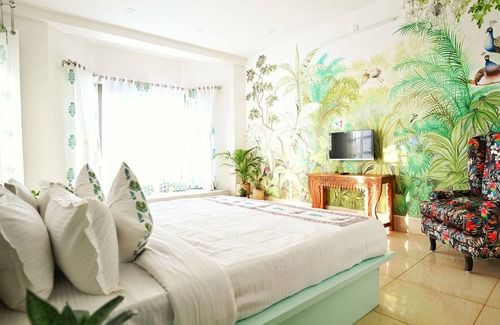 Gayariawas Villa | Rehvaas A Rooftop Pool Villa