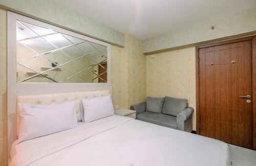 Depok Apartment | Relax and Homey Studio Room at Cinere Resort Apartment By Travelio